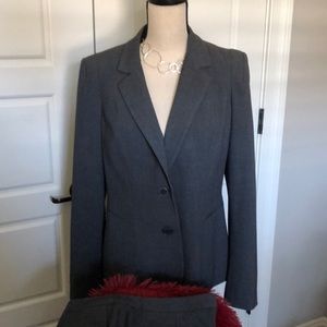 Ladies lightweight summer suit.